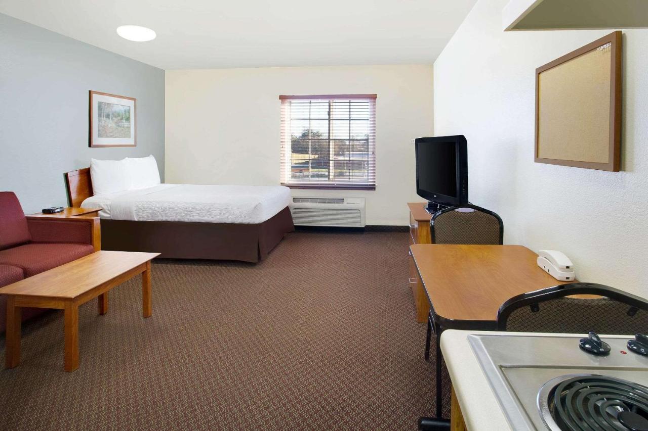 Woodspring Suites Baton Rouge East I-12 Exteriér fotografie